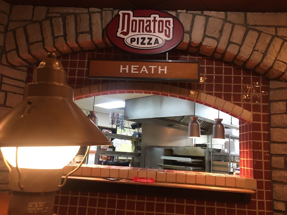 Donatos Pizza Heath